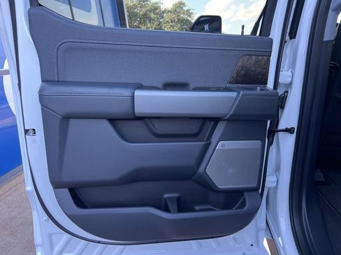 New 2026 Ford F350 Lariat w/ FX4 Off-Road Package image 10