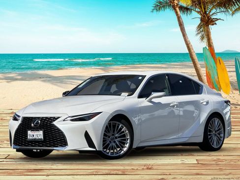Used 2023 Lexus IS 300 w/ Premium Package RWD image 2