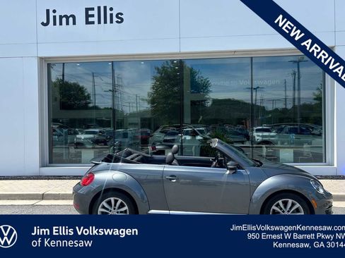 Used 2013 Volkswagen Beetle TDI FWD image 1