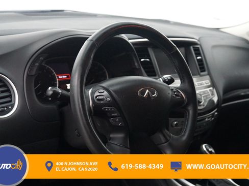 Used 2020 INFINITI QX60 Luxe w/ Essential Package FWD image 21