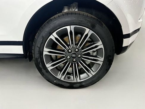 Used 2026 Land Rover Range Rover Evoque Dynamic SE AWD/4WD image 30