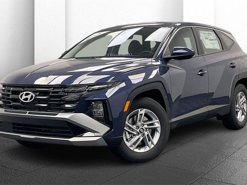 New 2026 Hyundai Tucson SE image 2