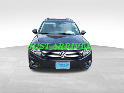 Used 2013 Volkswagen Tiguan SEL AWD/4WD image 2