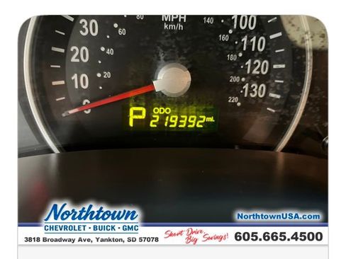 Used 2012 Kia Sedona LX FWD image 16