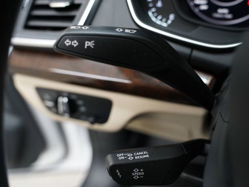 Used 2018 Audi Q5 2.0T Premium Plus w/ Premium Plus Package image 14