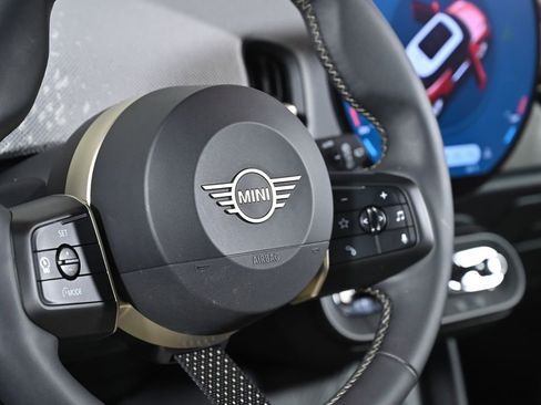 Certified 2025 MINI Cooper S image 13