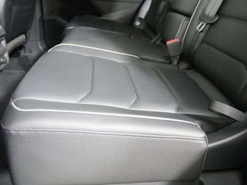 Used 2019 Volkswagen Tiguan SEL Premium image 15