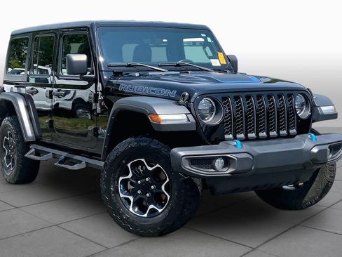 Used 2023 Jeep Wrangler Unlimited Rubicon 4xe w/ Cold Weather Group AWD/4WD image 3