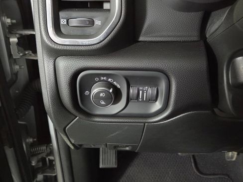 Used 2024 RAM 3500 Laramie image 19