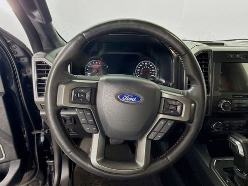 Used 2019 Ford F150 Lariat image 11