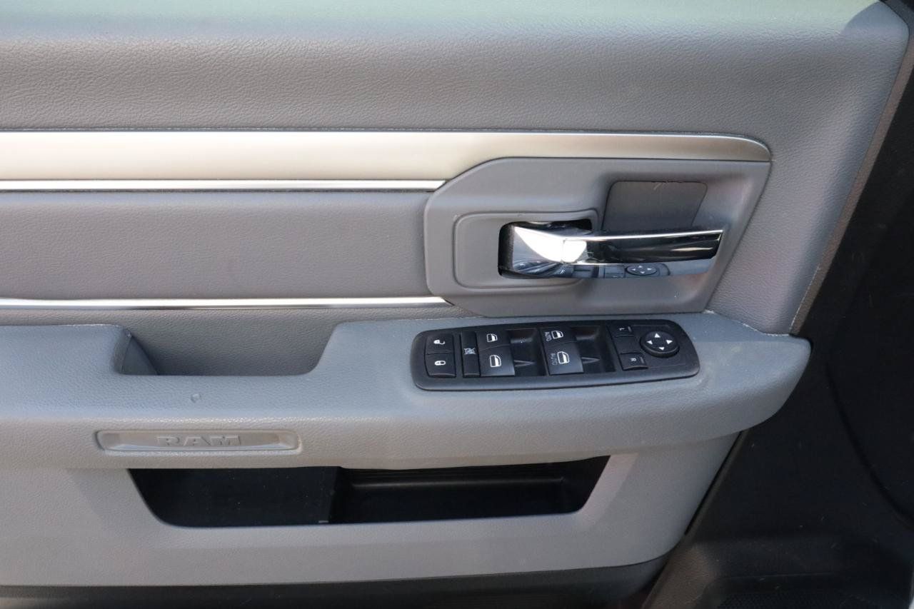 Used 2020 RAM 1500 Classic Warlock AWD/4WD image 31
