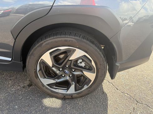 Used 2024 Subaru Crosstrek 2.5i Limited AWD/4WD image 11