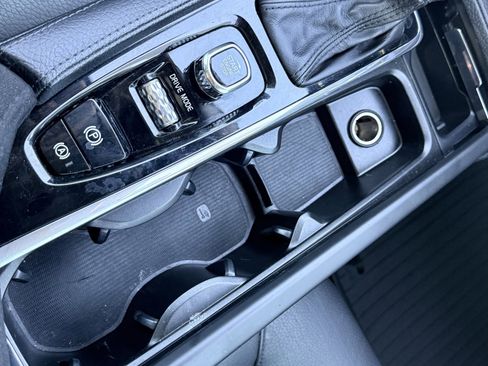 Used 2018 Volvo S90 T5 Momentum w/ Convenience Package image 58