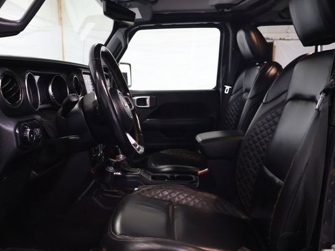 Used 2021 Jeep Wrangler Unlimited Sahara image 17