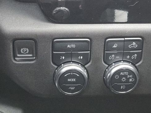 Used 2024 GMC Sierra 1500 Elevation w/ Elevation Premium Package image 12