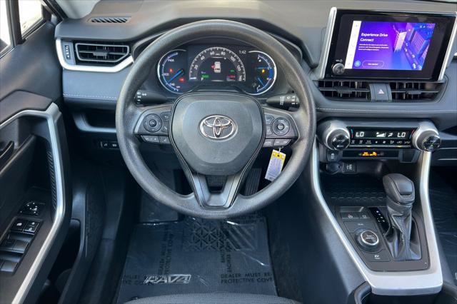Certified 2023 Toyota RAV4 LE AWD/4WD image 15