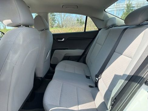 Used 2018 Kia Rio S image 16