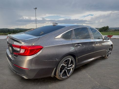 Used 2018 Honda Accord Sport image 3