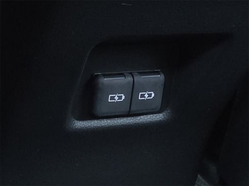 New 2025 Toyota RAV4 XLE image 26