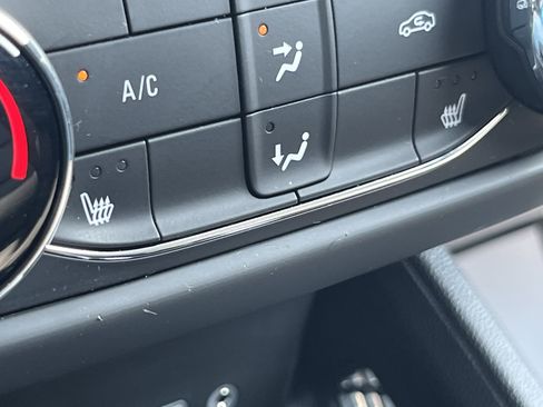 Used 2021 Chevrolet TrailBlazer ACTIV AWD/4WD image 30