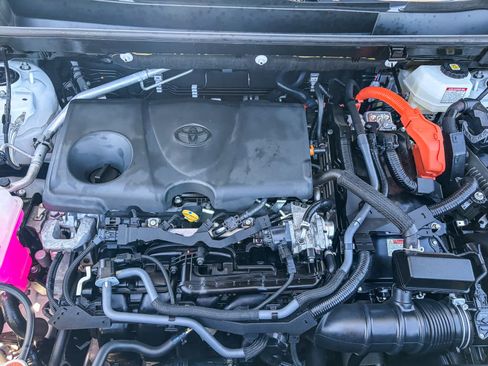 Used 2024 Toyota RAV4 XLE AWD/4WD image 26