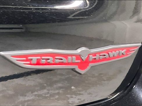 Used 2022 Jeep Compass Trailhawk w/ Trailhawk Elite Group AWD/4WD image 38