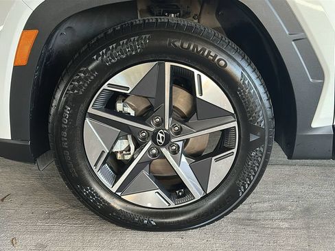 Used 2026 Hyundai Tucson SEL Plus FWD image 6