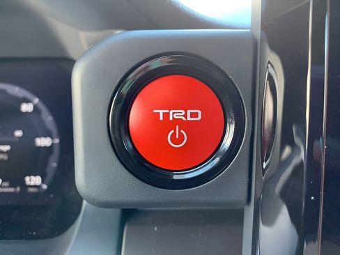 New 2025 Toyota Tacoma TRD Off-Road image 24