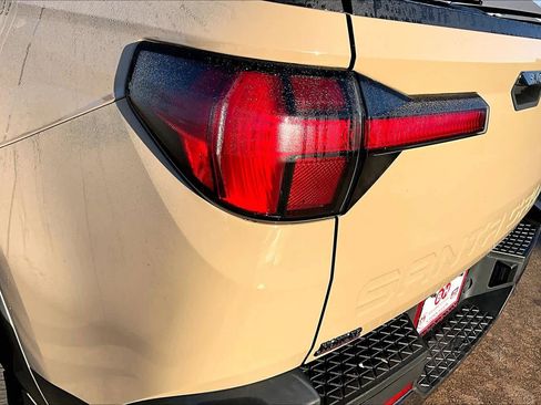 Used 2023 Hyundai Santa Cruz Limited image 22