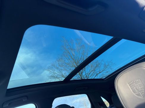 New 2026 Porsche Cayenne image 19