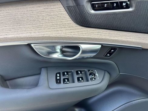 New 2026 Volvo XC90 B5 Plus image 13