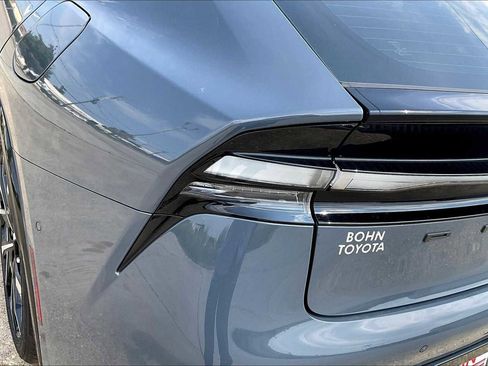 New 2025 Toyota Prius Plug-In Hybrid image 14