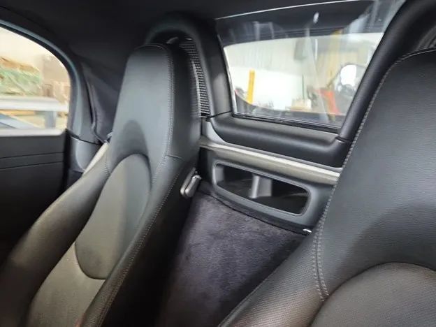Used 2011 Porsche Boxster RWD image 9
