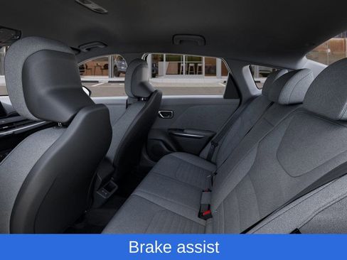 New 2025 Kia K4 EX image 19