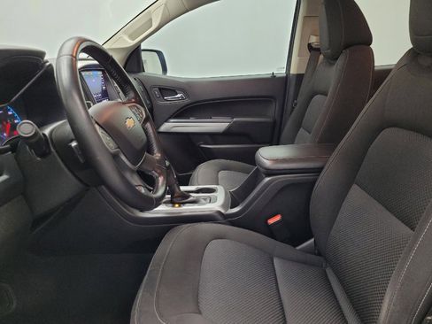 Used 2019 Chevrolet Colorado LT w/ LT Convenience Package image 17
