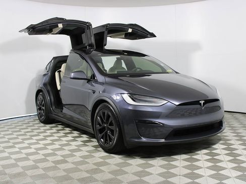 Used 2022 Tesla Model X AWD/4WD image 16