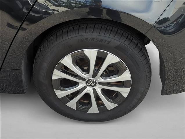 Used 2021 Toyota Corolla LE FWD image 9