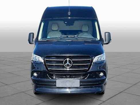 Used 2024 Mercedes-Benz Sprinter 3500 image 5