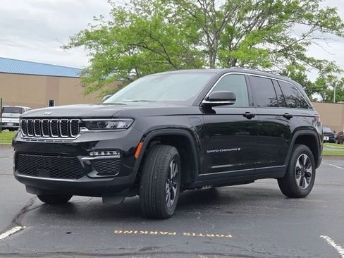 Used 2024 Jeep Grand Cherokee Limited 4xe AWD/4WD image 22