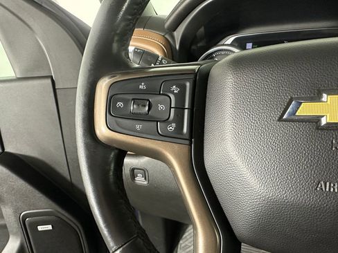 Used 2022 Chevrolet Silverado 3500 High Country w/ Snow Plow Prep/Camper Package image 13