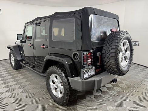 Used 2013 Jeep Wrangler Unlimited Sahara w/ Connectivity Group image 4