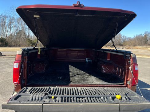 Used 2008 Ford F350 King Ranch image 9