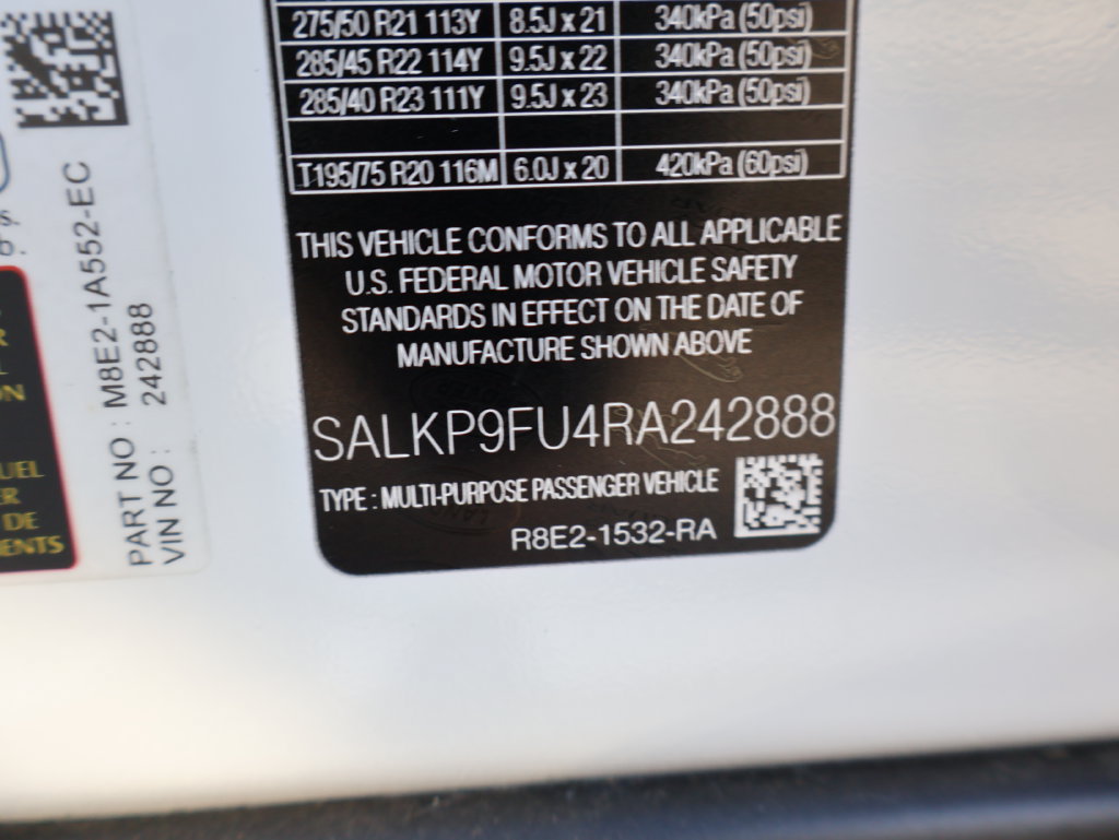 Used 2024 Land Rover Range Rover SE AWD/4WD image 20