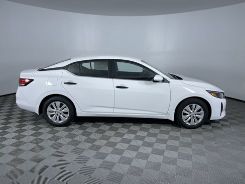 New 2025 Nissan Sentra S image 10
