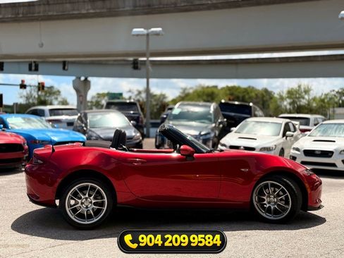 Used 2016 MAZDA MX-5 Miata Grand Touring RWD image 8