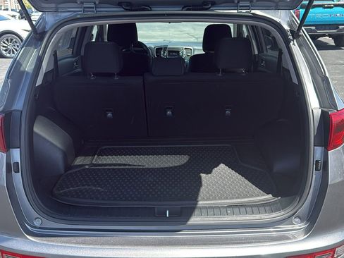 Used 2018 Kia Sportage LX FWD image 25
