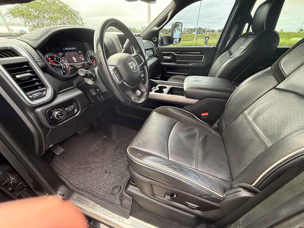 Used 2020 RAM 3500 Laramie AWD/4WD image 5