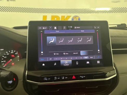 Used 2023 Jeep Compass Limited AWD/4WD image 28