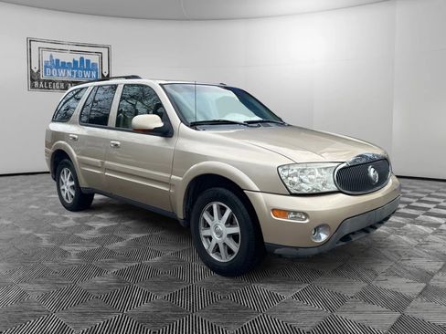 Used 2004 Buick Rainier CXL image 4