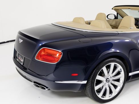 Used 2014 Bentley Continental GT image 53